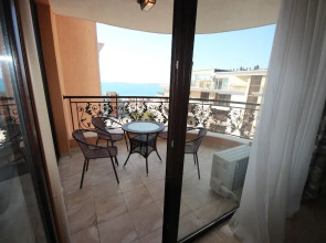 Menada Admiral Apartments