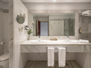 Zest Legian by Swiss-Belhotel International