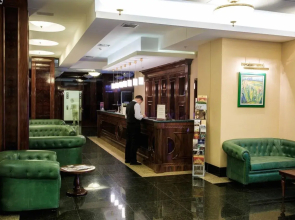 Menorah Hotel