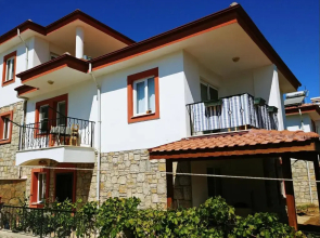 Ünallar House