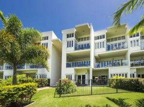 Beachside Apartment 14