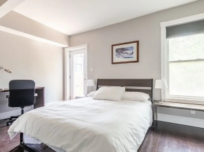 Chinatown Gem Guesthouse