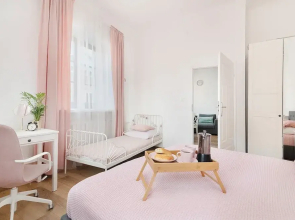 EASY RENT Apartments- OLD TOWN