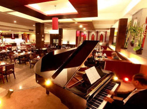 Отель Ambassador Bangkok Hotel