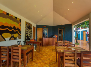 Aissatou Beach Resort