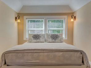 4BD Luxuryclose to Downtown3ba & Pet-friendly!!