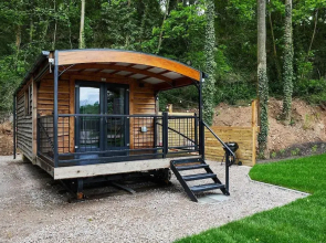 Wildwood Quarry Cabin - Pet Friendly - Sleeps 3/4