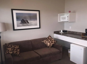 Sportsman's Inn on the Harbour Front