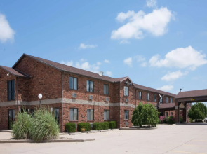 Super 8 by Wyndham Independence KS