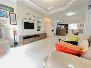 Praia Grande House
