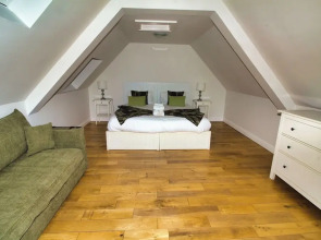 3 Bedrooms - 2 Bathrooms - Parking - Dog Friendly - Wifi - Nr Bamburgh & Berwick