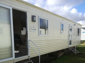 Bungalow With 3 Bedrooms in Nr Driffield - 250 m From the Beach