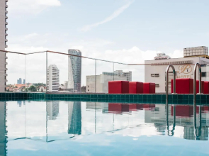 Santa Grand Hotel Central Market