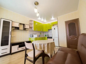 Komsomolskaya 15 - 250