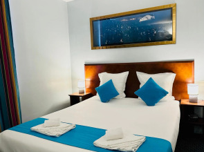 Отель Bellevue Paris Montmartre