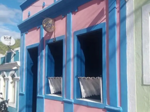 Hospedaria Pousada Casa - Hostel