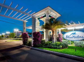 Courtyard by Marriott Faro Blanco Resort