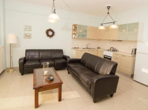 Kalamata Suites Marina