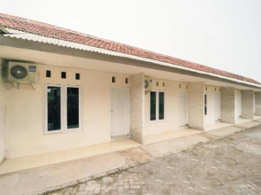 OYO 2937 Nindy Residence 2