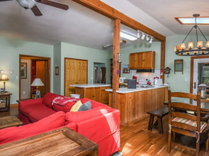 Golden Retreat 3 Bedroom House