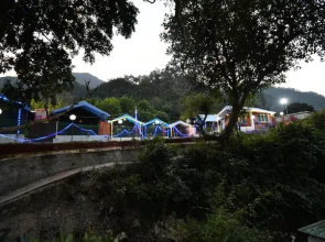 Mount River Valley Camping Resort