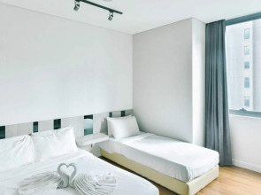 Summer Suites Residences by Subhome