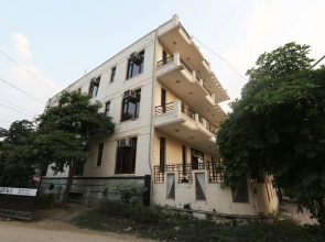 OYO 22311 Corple Stays