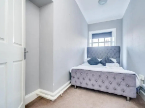 Wakefield Town House