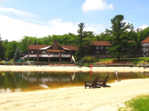 The Galleria at Split Rock, Lake Harmony