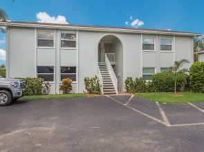 Coconut Bayou 2 Bedroom Home by RedAwning