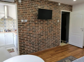 Studio Claudia-self Check-in