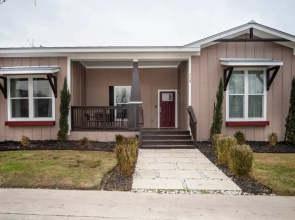 Brand NEW Large Impressive House Near Downtown!