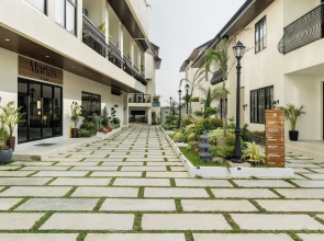 Bayandati Resort