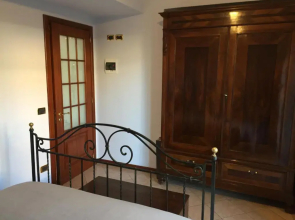 Etna, mare e verde (double room in villa)