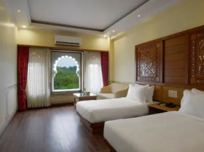 Aaram Mahal by Pachar Group