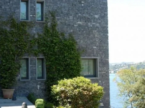 CastaDiva Residences