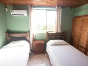 The Rock House Hostel - Adults Only