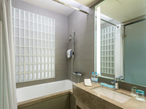 Holiday Inn Express Hong Kong Mongkok by IHG