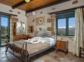 Athina Traditional Villa