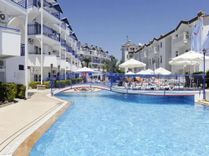 Joker Side Hill Suite Hotel