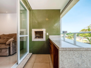 Apt Moderno com varanda a 150m do mar ABC0202