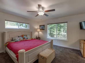 47MF - WiFi - Lakefront - Sleeps 6