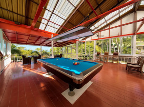 Crystal Bay Yacht Club