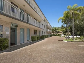 Allamanda Apartments