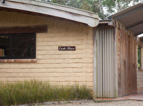 Earthstead Villas
