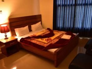 Seven Eleven Guest House