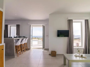 Olive Garden Luxury Resort - Pool & Seaview Suite I - Aliki Paros