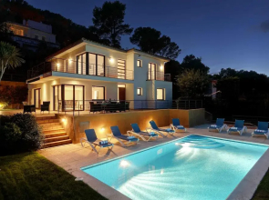 Villa Vista Mar Megin