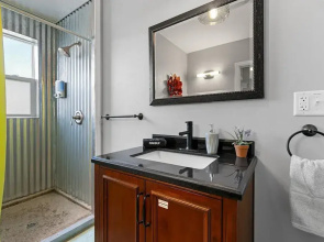The Waterfront - Waterslide Game Room Sleeps 26