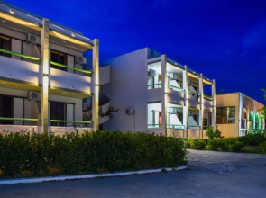 Chrysoula Hotel & Apartments